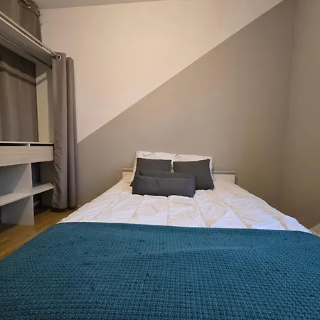Sweet Homes Cognac Privee Confortable N1 *