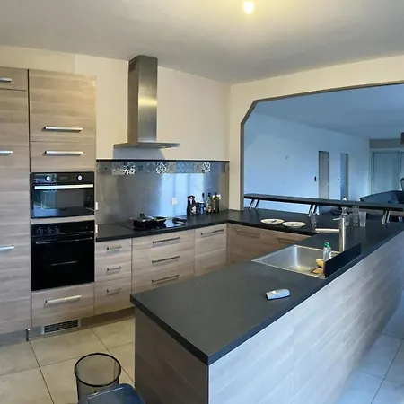 Sweet Homes Cognac Privee Confortable N1 Гостевой дом Шатобернар